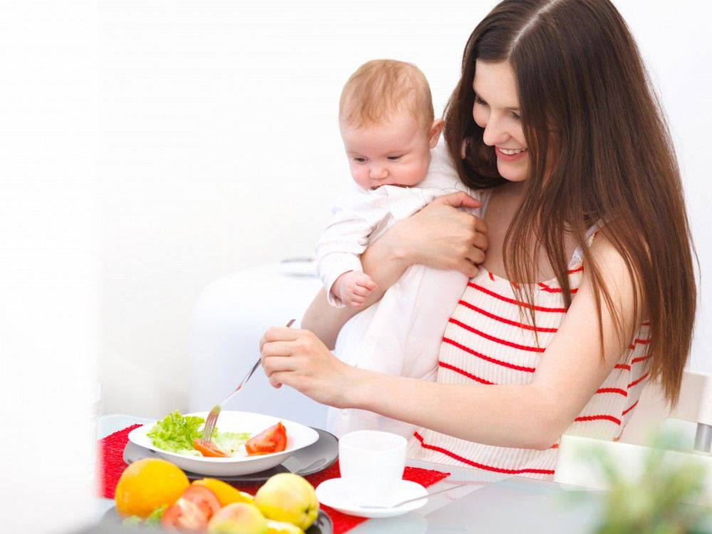 Nên ăn gì sau sinh để tốt cho sức khỏe của người mẹ