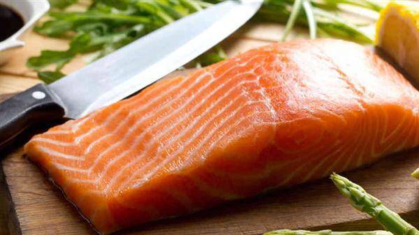 Thực phẩm ngăn ngừa bệnh Alzheimer cá hồi