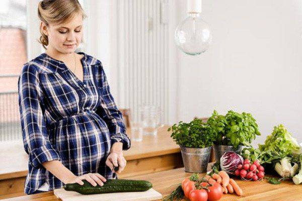 Những thực phẩm không tốt cho thai nhi bà bầu nên tránh