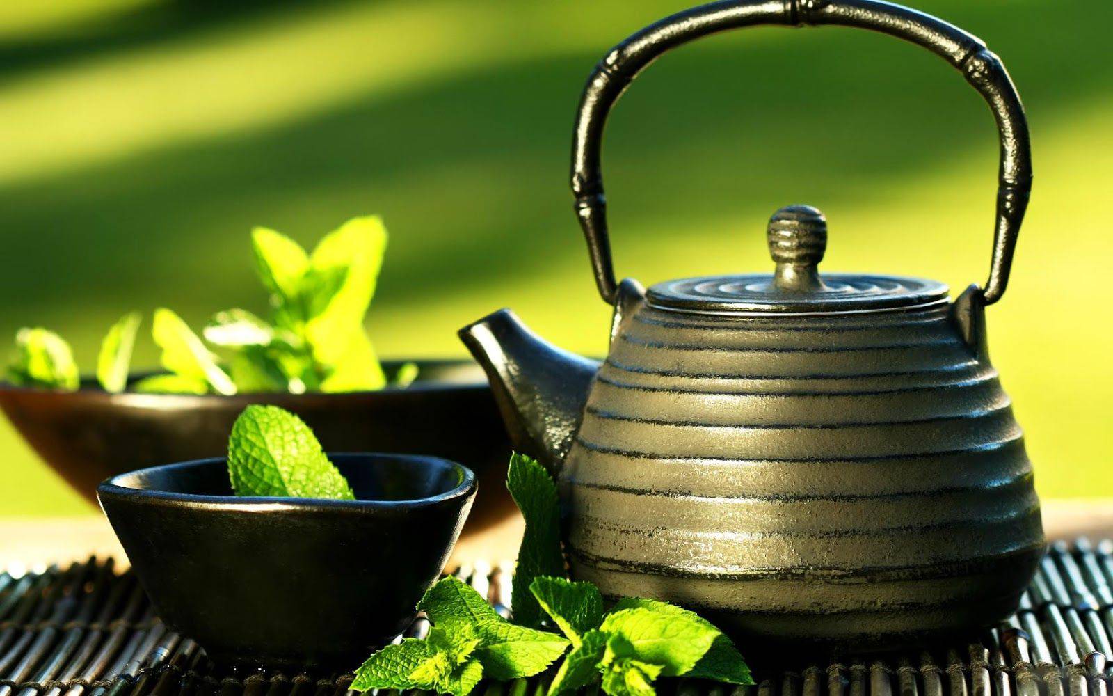 Trà xanh có chứa các chất chống ôxy hóa và catechin, trà xanh có thể giúp ngăn ngừa thiệt hại ôxy hóa và nhiễm khuẩn gây nên