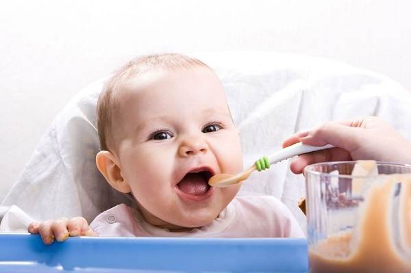 Mách mẹ chế độ ăn cho trẻ suy dinh dưỡng cực hay