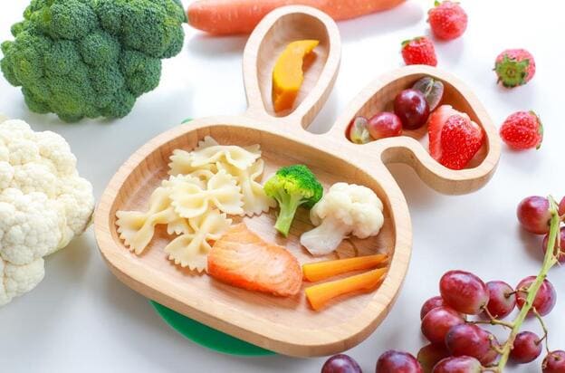Xây dựng thực đơn phù hợp hỗ trợ trẻ tăng cân tốt