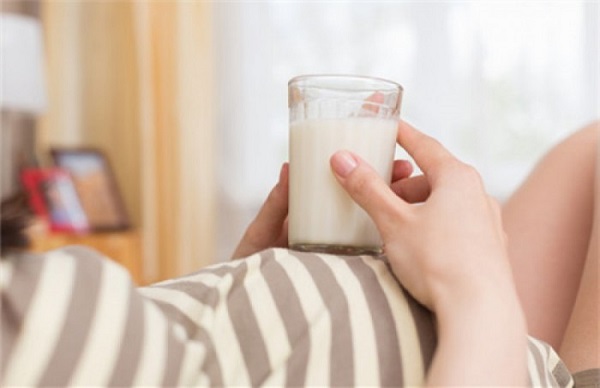 Dinh dưỡng mang thai tuần 16: tập trung canxi và vitamin D