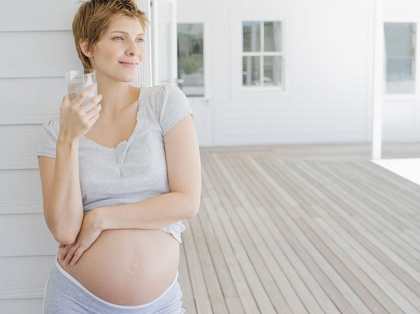 Dinh dưỡng mang thai tuần 40: Ăn gì dễ sinh nở?