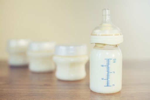 bí quyết pha sữa đúng cách cho trẻ sơ sinh