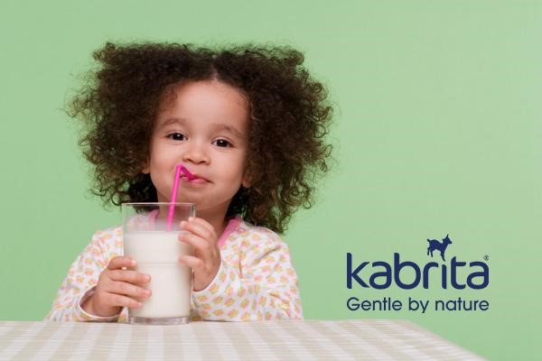 Sữa dê có tốt không? 8 tác dụng tuyệt vời đối với trẻ nhỏ