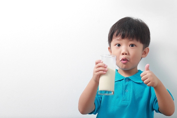 Sữa bột pha sẵn phát triển chiều cao đóng hộp tiệt trùng cho trẻ